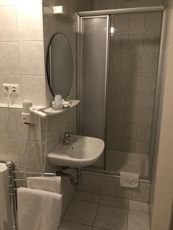 Hotel Junkerhaus Bad Salzuflen Quarto foto